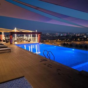 Carnelian Muscat - Airport Hotel